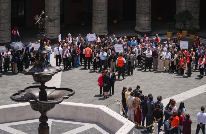 Claudia Sheinbaum encabeza Simulacro Nacional 2025 y rinde homenaje a víctimas de sismos
