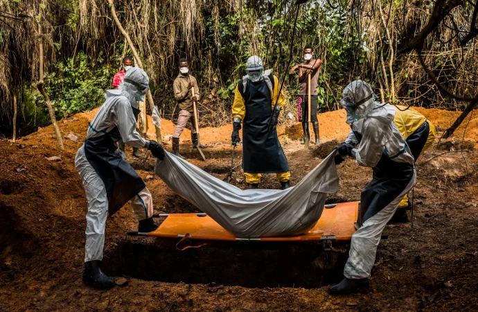 La Organización Mundial de la Salud declara emergencia internacional por brote de ébola en la República Democrática del Congo