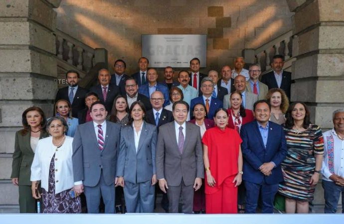 SEP confirma suspensión de clases por tres días en mayo, con último puente el viernes 29