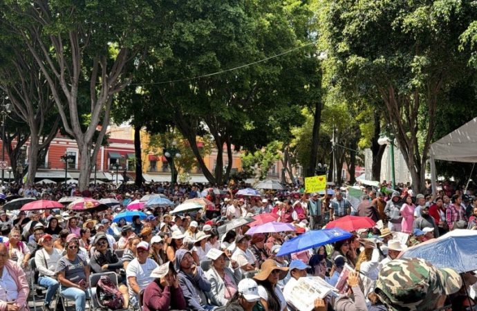 Zócalo de Puebla reúne a simpatizantes de Claudia Sheinbaum en acto por segundo aniversario de su triunfo electoral