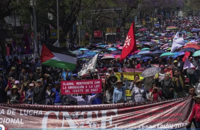 Megamarcha de la CNTE y colectivos amenaza paralización en CDMX durante inauguración del Mundial 2026