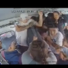 Pasajeros frustran presunto intento de robo a joven en unidad de la Ruta 55