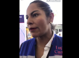 Lupita Cuautle ofrece apoyo a mujer detenida y pide que presente queja formal contra policías en San Andrés Cholula