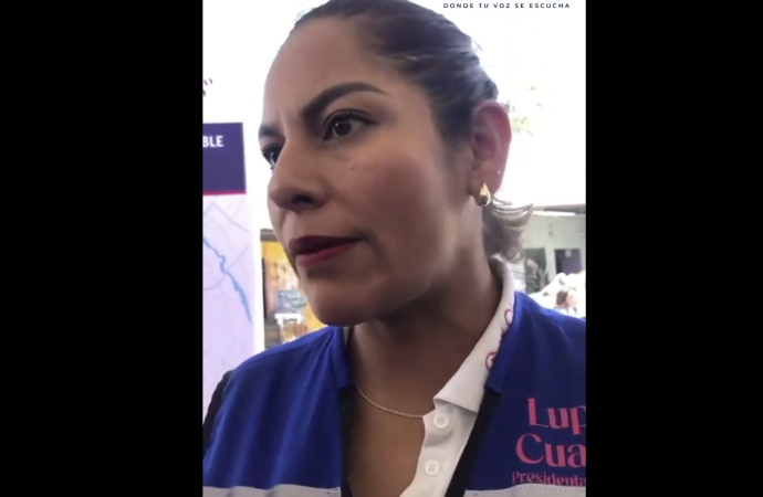 Lupita Cuautle ofrece apoyo a mujer detenida y pide que presente queja formal contra policías en San Andrés Cholula