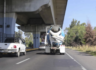 Cierres parciales en la autopista México-Puebla a la altura de Volkswagen por trabajos de pavimentación