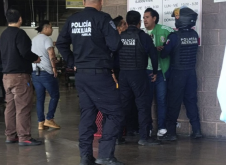 Detienen a presunto ladrón tras intento de robo en tienda Costco de Puebla
