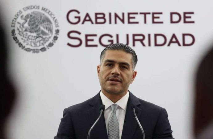 Suman más de 85 funcionarios y exfuncionarios detenidos en Operación Enjambre