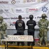 Decomisan armas y accesorios celulares en el penal de Cholula