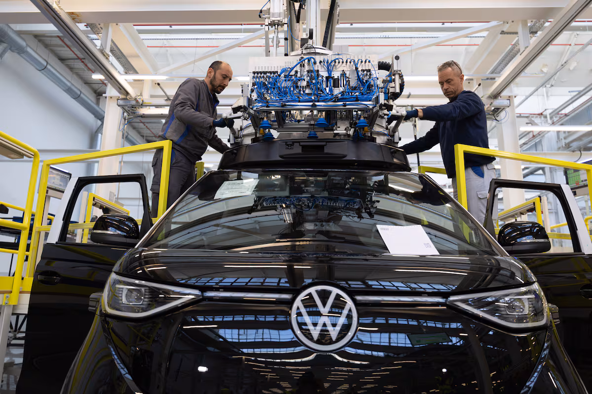 Volkswagen planea despido masivo de hasta 100 mil trabajadores a nivel mundial