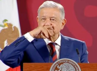 PAN presenta denuncia ante la Corte Penal Internacional contra AMLO por crímenes de lesa humanidad; Sheinbaum responde con críticas
