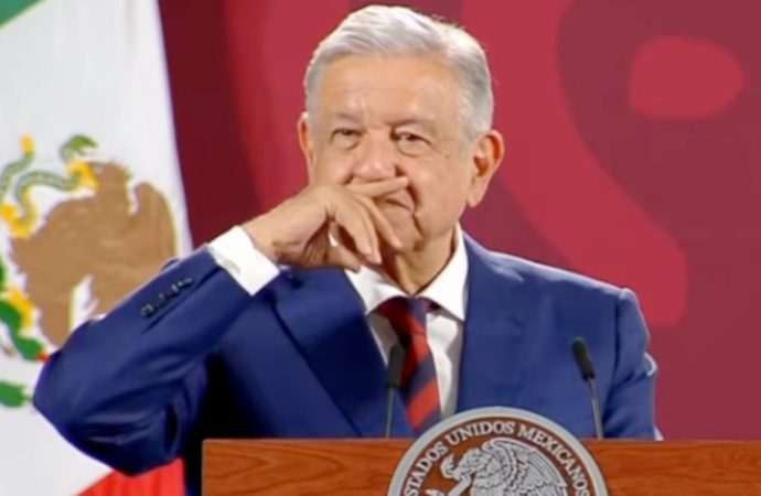 PAN presenta denuncia ante la Corte Penal Internacional contra AMLO por crímenes de lesa humanidad; Sheinbaum responde con críticas