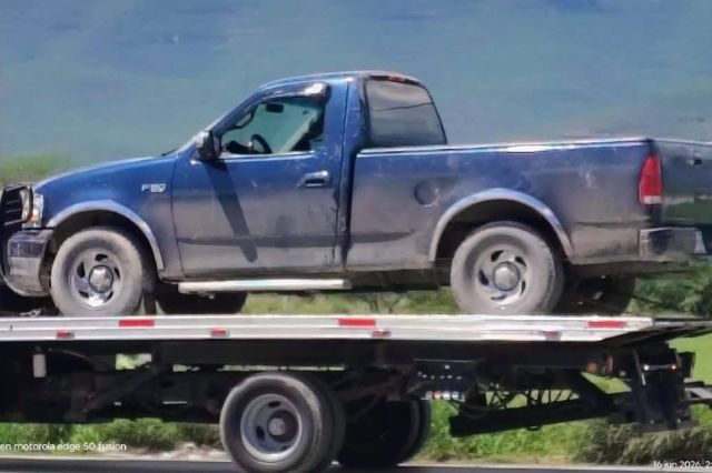 Localizan camioneta involucrada en atropellamiento de mujer en Tehuacán; conductor permanece prófugo