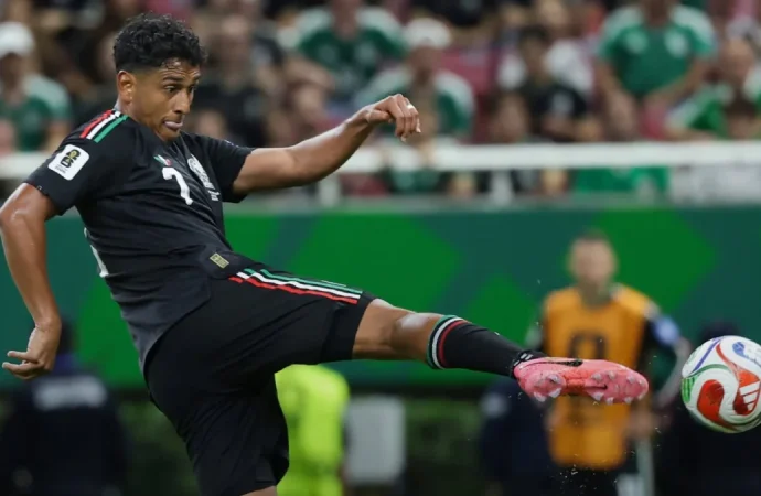 México alista cambios para enfrentar a Chequia en el Mundial 2026