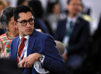 La colección de relojes de lujo del canciller Roberto Velasco Álvarez en tres años