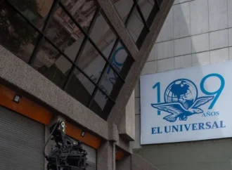 El Universal ofrece disculpas por entrevista falsa atribuida a Carlos Monsiváis