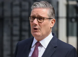 Keir Starmer renuncia como Primer Ministro del Reino Unido tras meses de presión interna