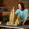 Lego presenta su set más grande: la Sagrada Familia con 12,060 piezas a la venta desde hoy