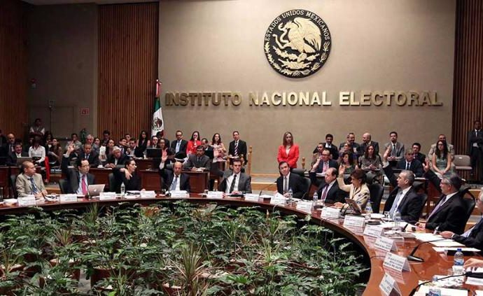 INE ordena retirar publicaciones que califican a Morena como