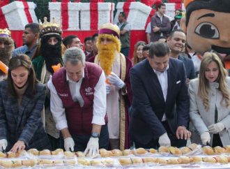 Ayuntamiento de Puebla destinó casi 600 mil pesos para obtener Récord Guinness de rosca de reyes