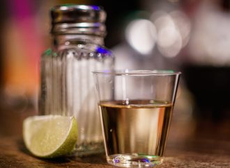 Seis muertos en Guanajuato por consumo de tequila adulterado