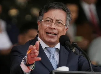 Congreso colombiano ordena suspensión provisional del presidente Gustavo Petro