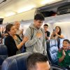 Gilberto Mora es ovacionado en avión tras su debut en el Mundial 2026