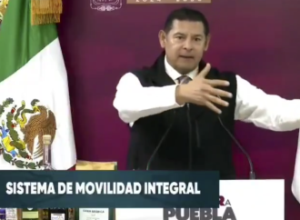Armenta critica a exfuncionarios de Morena que cuestionan el Cablebús en Puebla