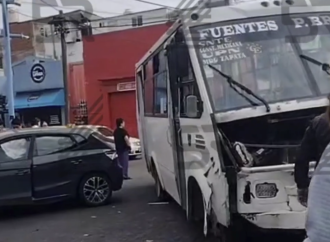 Accidente vial en Puebla deja tres lesionados, entre ellos una mujer embarazada