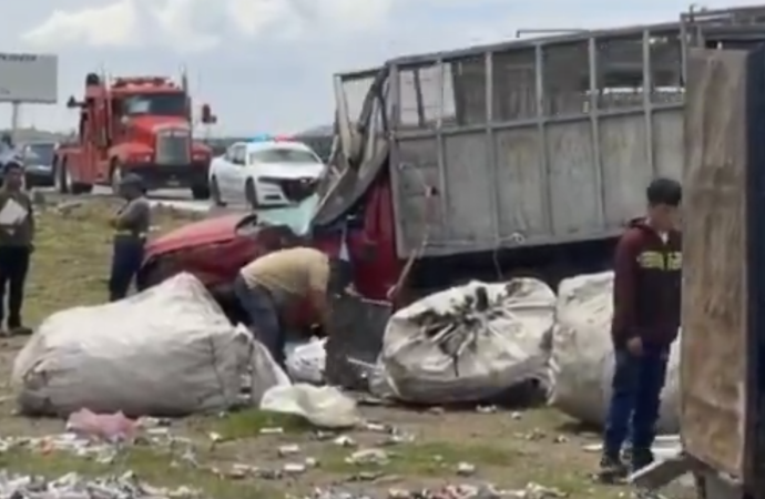 Volcadura en la autopista Puebla-Orizaba deja un muerto y dos heridos en Amozoc