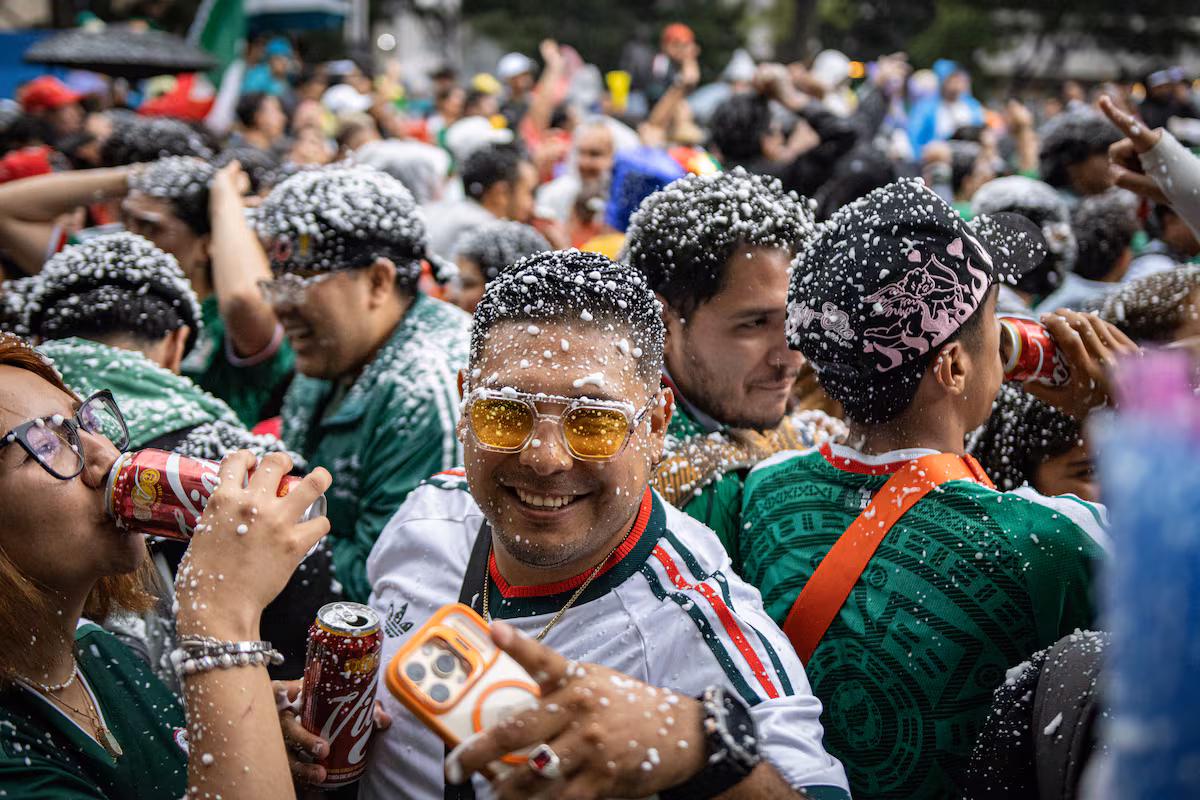 Reino Unido emite alerta de viaje para aficionados ingleses en Ciudad de México por partido de octavos