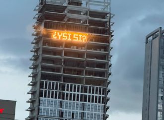 Edificio Valda se une al ambiente mundialista con iluminación en apoyo a la Selección Mexicana