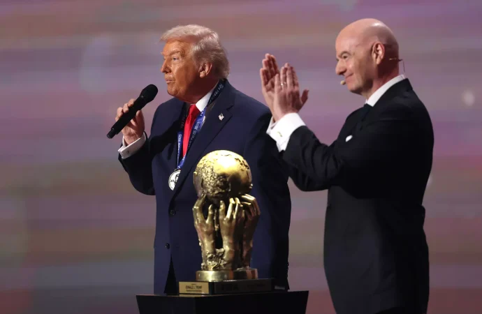 Donald Trump propone que Estados Unidos organice futuros Mundiales sin México ni Canadá