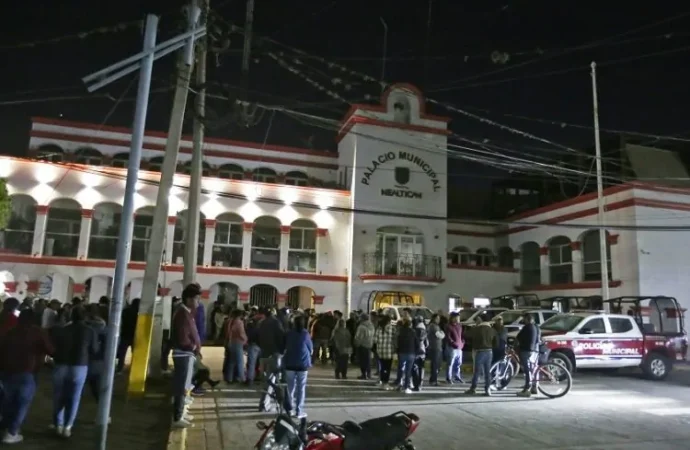 Puebla analiza tipificar el linchamiento como delito tras incidente en Cohuecan